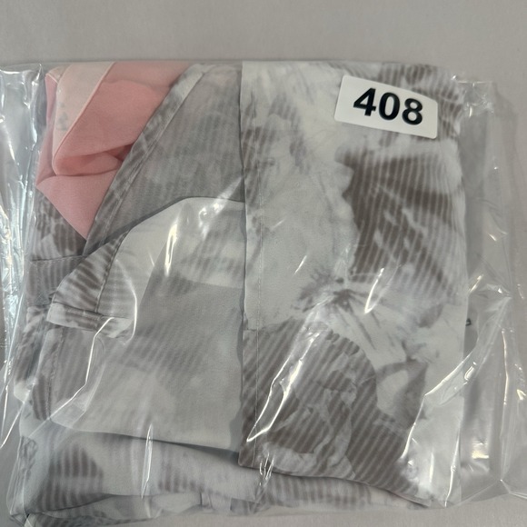 Catherines Top Womens Plus 3X 26/28W Pink Grey Floral Print Button Up Blouse - Picture 7 of 7